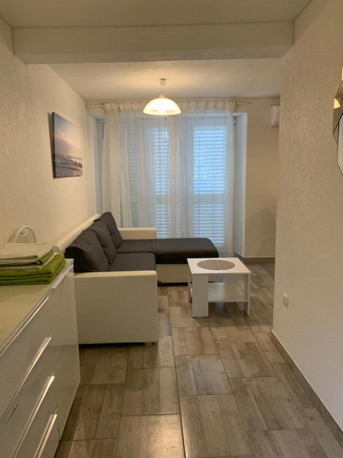 Apartman Annamaria Cres Exteriér fotografie