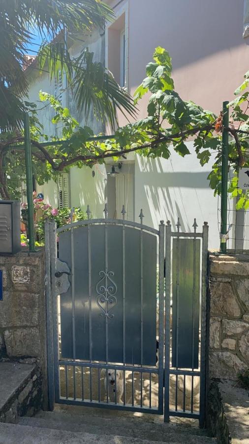 Apartman Annamaria Cres Exteriér fotografie